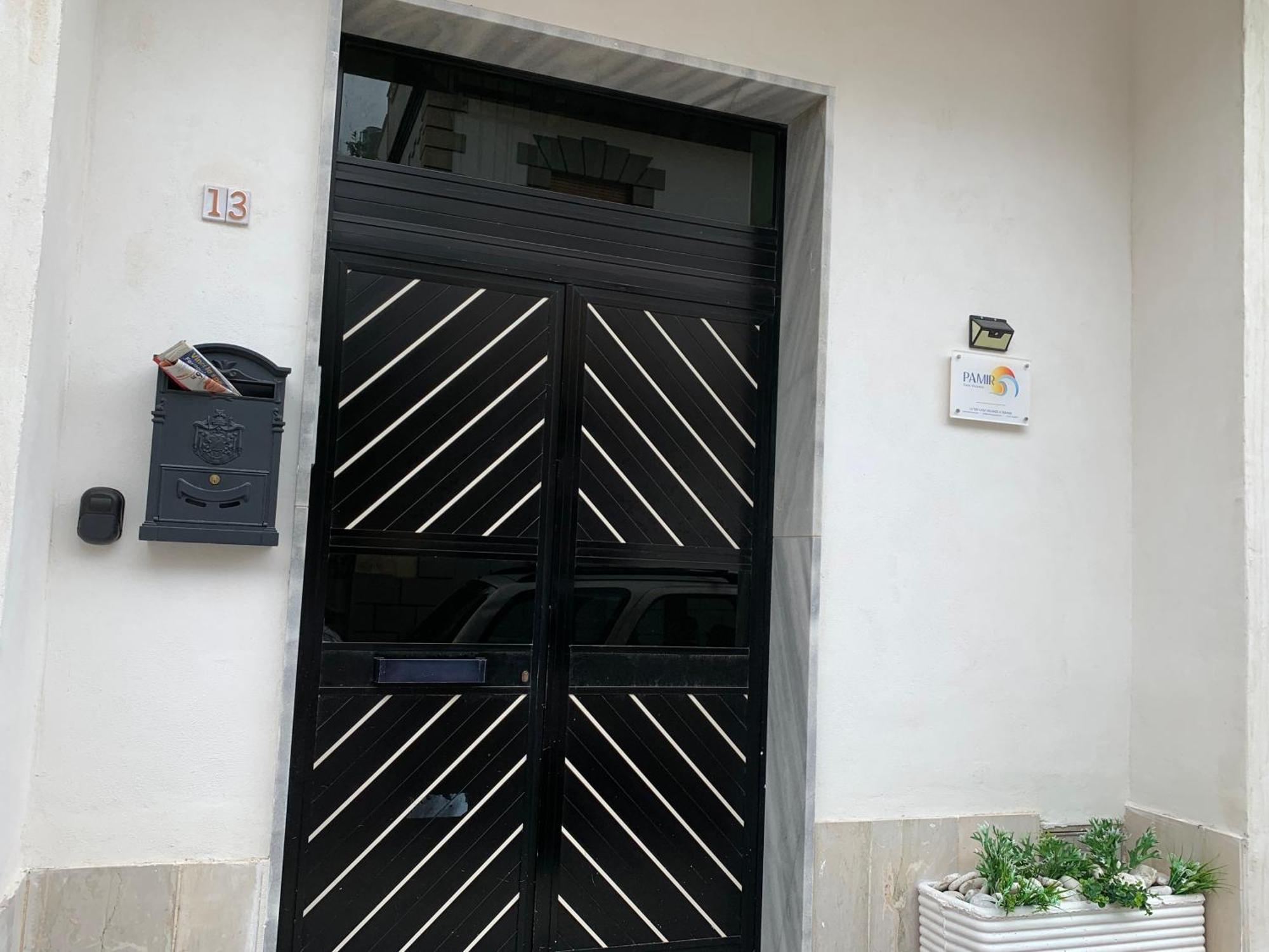 Pamir Casa Vacanze Appartamento 特拉帕尼 外观 照片
